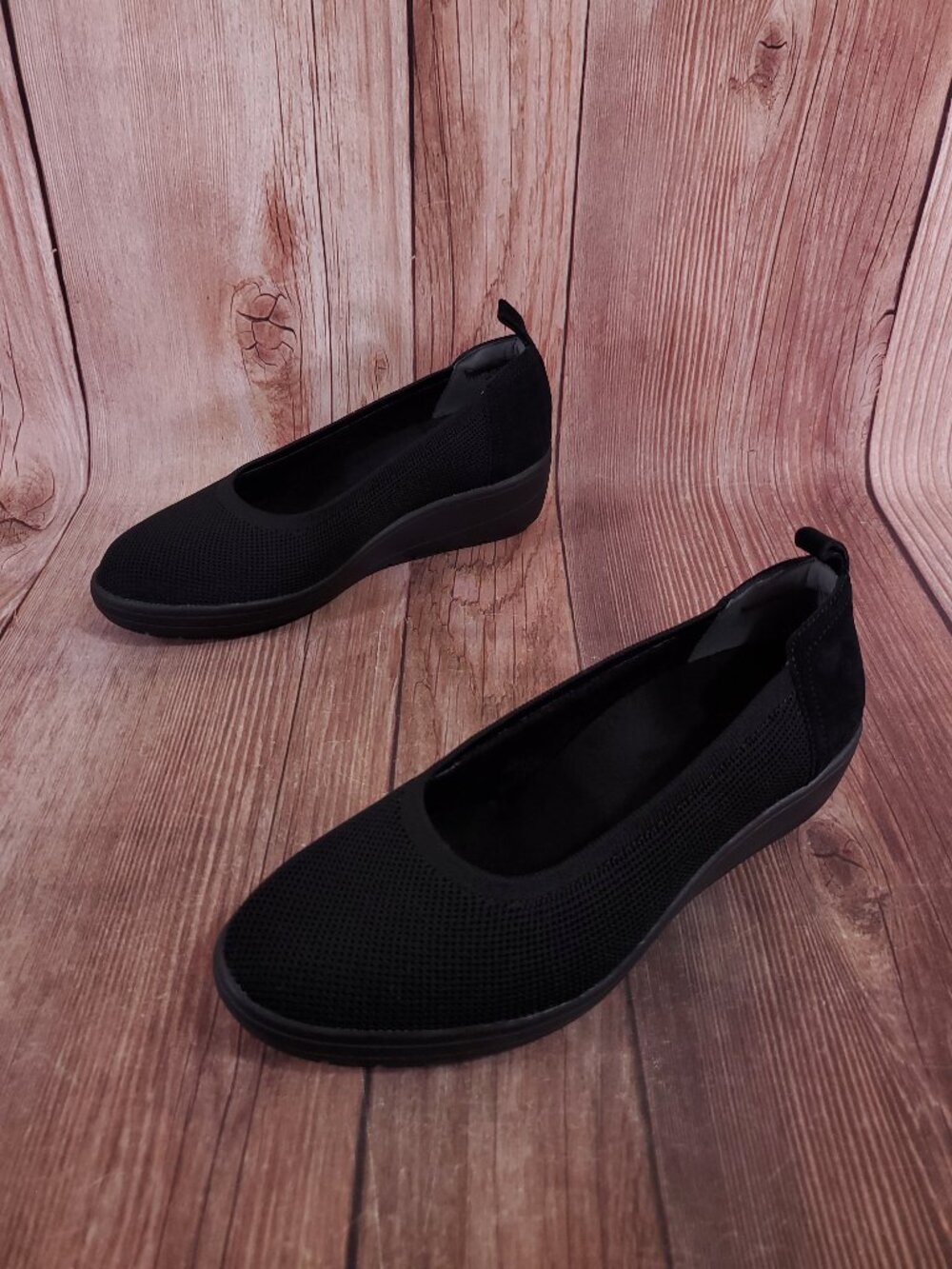 Vionic Jacey Knit Womens 7.5 Wide Wedge Slip On Shoes Orthotic Walking Black